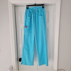 Dickies Womens Xtreme Stretch Flare Leg Cargo Scrub pants